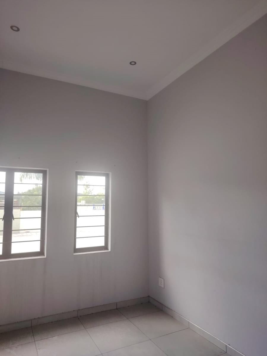 3 Bedroom Property for Sale in Geelhoutpark North West